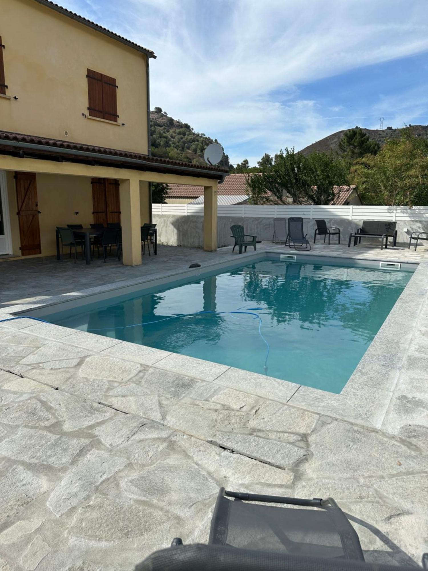 Sublime Aux Pieds Des Rivieres Et Randonnees Villa