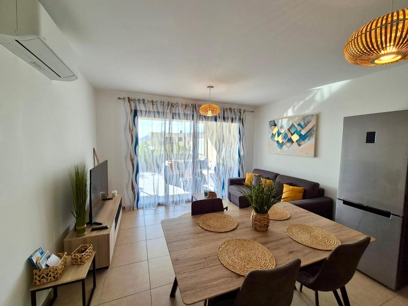 T2 De Standing Front De Apartment Propriano (Corsica)