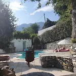 Maison De Charme Avec Piscine Et Vue Exceptionnelle