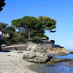 Maison Village Cosy 450m de la plage , 2km de la ville Cap Corse