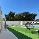 Location Agreable Villa 3 Chambres Piscine Chauffee Bonifacio
