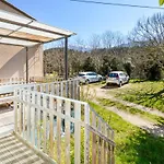 2 Bedroom Nice Home In Tavera