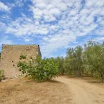 Amazing Home In Feliceto With Kitchenette