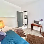 Appartement T4 Renove A Proximite Du Centre, Calme - Fr-1-61-593