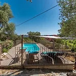 La Maison Des Oliviers - Belle Maison Familiale Avec Piscine
