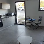 Appartement neuf à 5 min de la plage et de l'aéroport