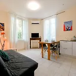 Appartement Renove & Climatise + Jardinet - Centre Ville Ajaccio