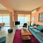 Grand Appartement 4 Pieces Avec Terrasse, Climatisation Et Parking A Ajaccio - Fr-1-61-601