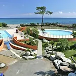 Res Cala Bianca, Borgo-Plage, Apartment Near The Sea