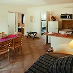 Apartment Near The Sea, Borgo-Plage
