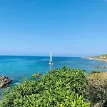 Vacances A Lumio : Appartement 4 Couchages, Terrasse, Parking Prive, A 1Km De La Plage - Fr-1-63-325