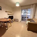 Appartement Familial Avec Parking Et Balcon En Centre-Ville De Calvi