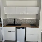 Studio Rez-De-Villa, Proche Centre Ville