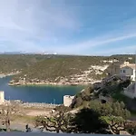 Vivre Au Coeur De La Citadelle