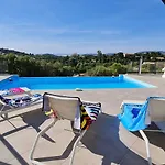 Villa Mekasteni