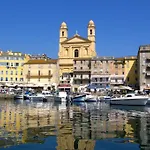 Appartement Vue Mer Avec Parking Gratuit Sur Place