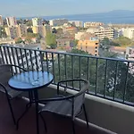 Bel Appart Renove Avec Vue Mer