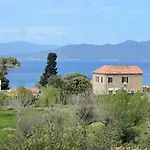 La Vallee 2