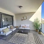 Appartement De Type T3 - Residence Avec Piscine