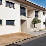 Appartement En Rez De Jardin.