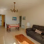 Appartement 2 Pieces Avec Parking A Ajaccio - Fr-1-61-474
