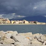 Appartement Cosy Dans Vieille Ville D'Ajaccio, Proche Plage, Marche Et Commodites. - Fr-1-61-507
