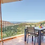 Stunning Home In Nessa