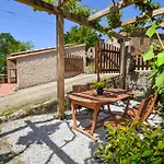 Lovely Home In Coti Chiavari With Wifi