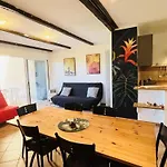 Appartement A Lumio Avec Terrasse, Parking Et Proche Plage - 4 Couchages - Fr-1-63-355