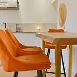 Appartement Chic & Chaleureux - Coeur De Ville