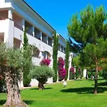 Appartement En Bord De Mer Avec Piscine
