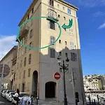 La Marine: Appartement Climatise, Vieux Port Bastia