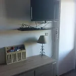 Appartement Avec Piscine Partagee