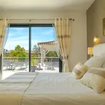 Villa Les Arbousiers - Piscine Chauffee Securisee - 210M2 - 4 Suites