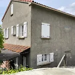 Maison De Village