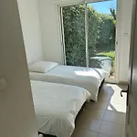 Rez De Jardin Piscine Et Plage