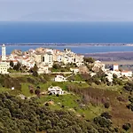 Maison De Vacances Avec Piscine Privee En Corse, Borgo