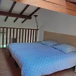 Appartement Climatise En Corse Avec 2 Piscines 100 Metres De La Plage