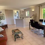 72 M2 Centre-Ville Avec Jardin