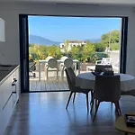 La Ste