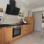 Charmant Appartement En Rez De Jardin