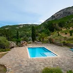 Small House In Nature With Splendid Views 5 Min From The Beach And Center