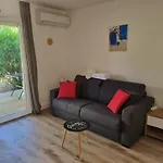 Fiori Di Cala Rossa Tres Beau Studio, 2 Adultes 1 Enfant Moins De 3 Ans, Au Sein D'Une Residence Hoteliere Avec Piscine Et Plage Cala Rossa A 600M