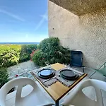 Joli Studio Vue Mer Avec Terrasse Et Jardinet A Sant Ambroggio