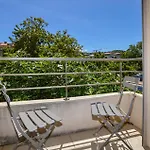 Cozy Apartment In Propriano With Kitchen