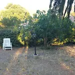 Premier Etage D'Une Maison De Campagne Avec Jardin