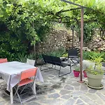 Maison Kyprea: Charmant Appartement /Duplex , Spacieux, Tout Confort Avec Terrasse Exterieure Privee, Parking Privatif , Vue Pittoresque Sur La Citadelle De Corte Et Les Montagnes.