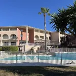 Appartement 3 Pieces Avec Piscine, Climatisation Et Parking A Saint-Florent - Fr-1-650-34