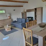 Maison Jumelee Cloturee
