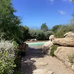 Casa Laurel